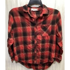 L.I.F.E Women's (Size L) Long Sleeve Collared Button Down Plaid Shirt